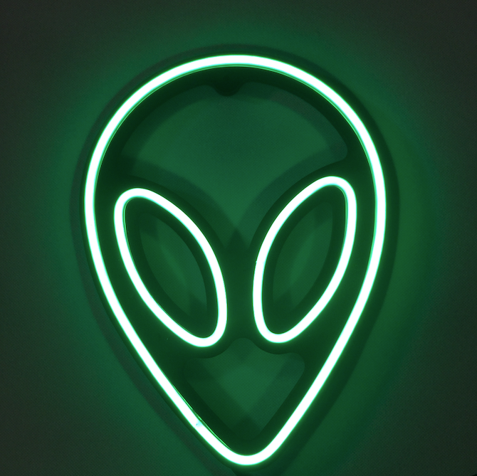 Alien Neon Signs – Custom Neon Signs